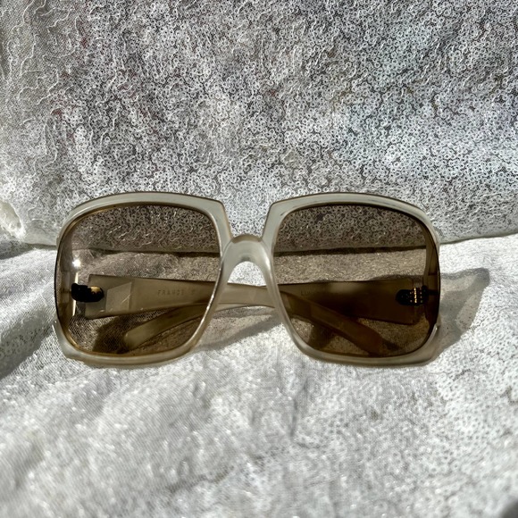 70s Opaque Oversize Square Sunglasses - Picture 6 of 11